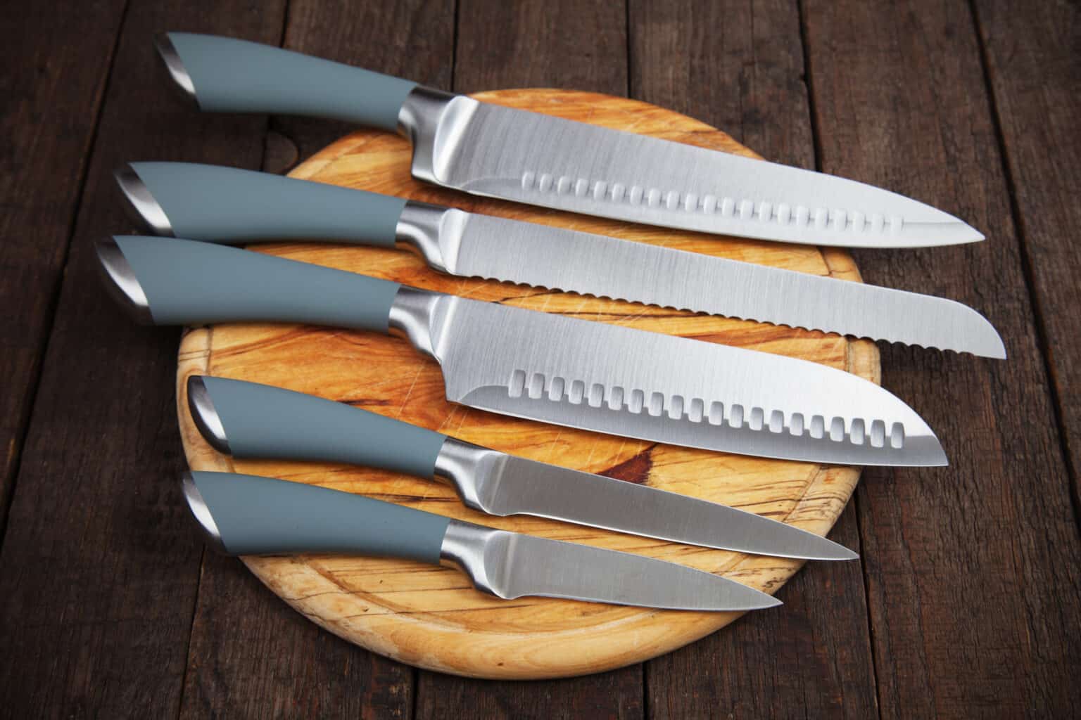 What Is A Hollow Edge Knife? (All Serious Kitchens Have One)